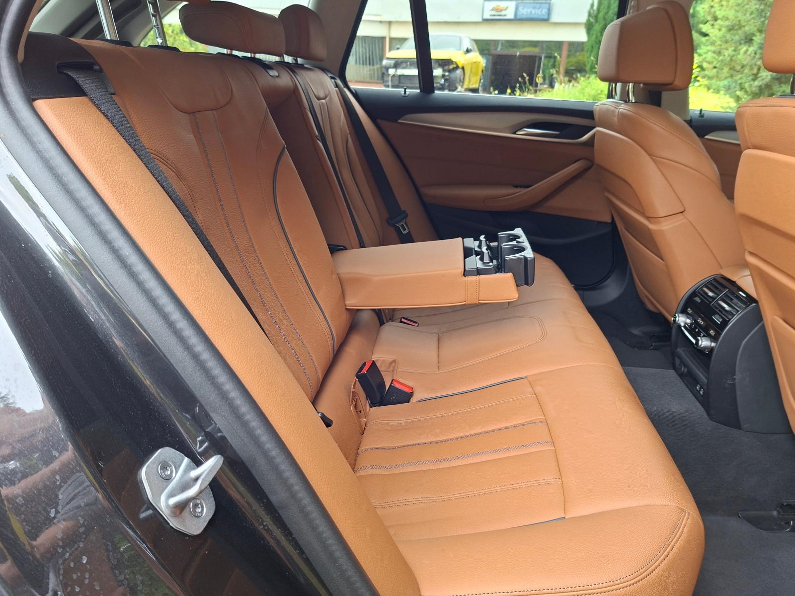 BMW Tour 530d xDrive LuxuryLine+HEAD-UP+STANDHZG+WR