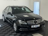 Mercedes-Benz C 180 CGI BlueEff. 7G Elegance Navi Xenon Leder - Mercedes-Benz C 180: Elegance