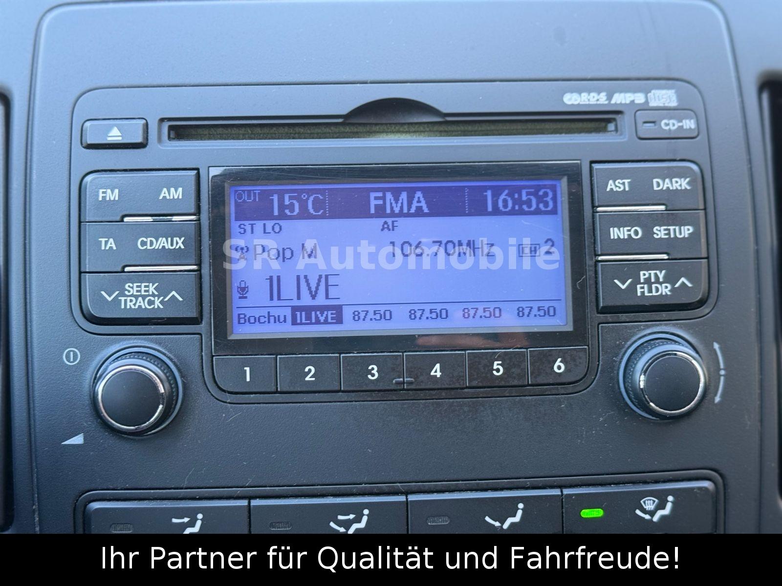 Hyundai i30 2011 — photo 13
