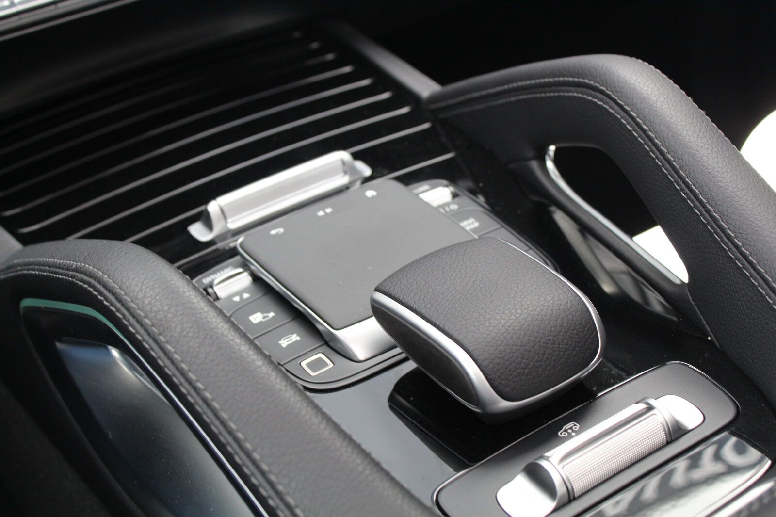 Mercedes-Benz GLE 300 d 4M AMG AHK PANO BURMESTER MULTIBEAM foto 17