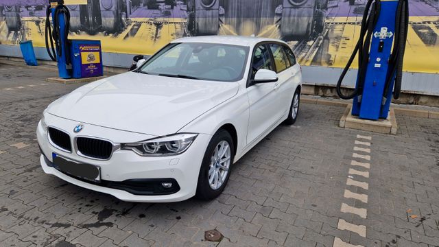 BMW 318d Touring Advantage Advantage