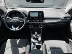 Fahrzeugabbildung Hyundai i30 1.0 T-GDI Edition 30+ *Navi*CarPlay*CAM*LED*