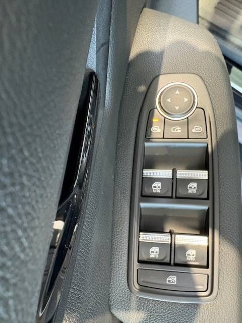 Fahrzeugabbildung Renault Scenic E-Tech 100% ele Techno 220 Long Range