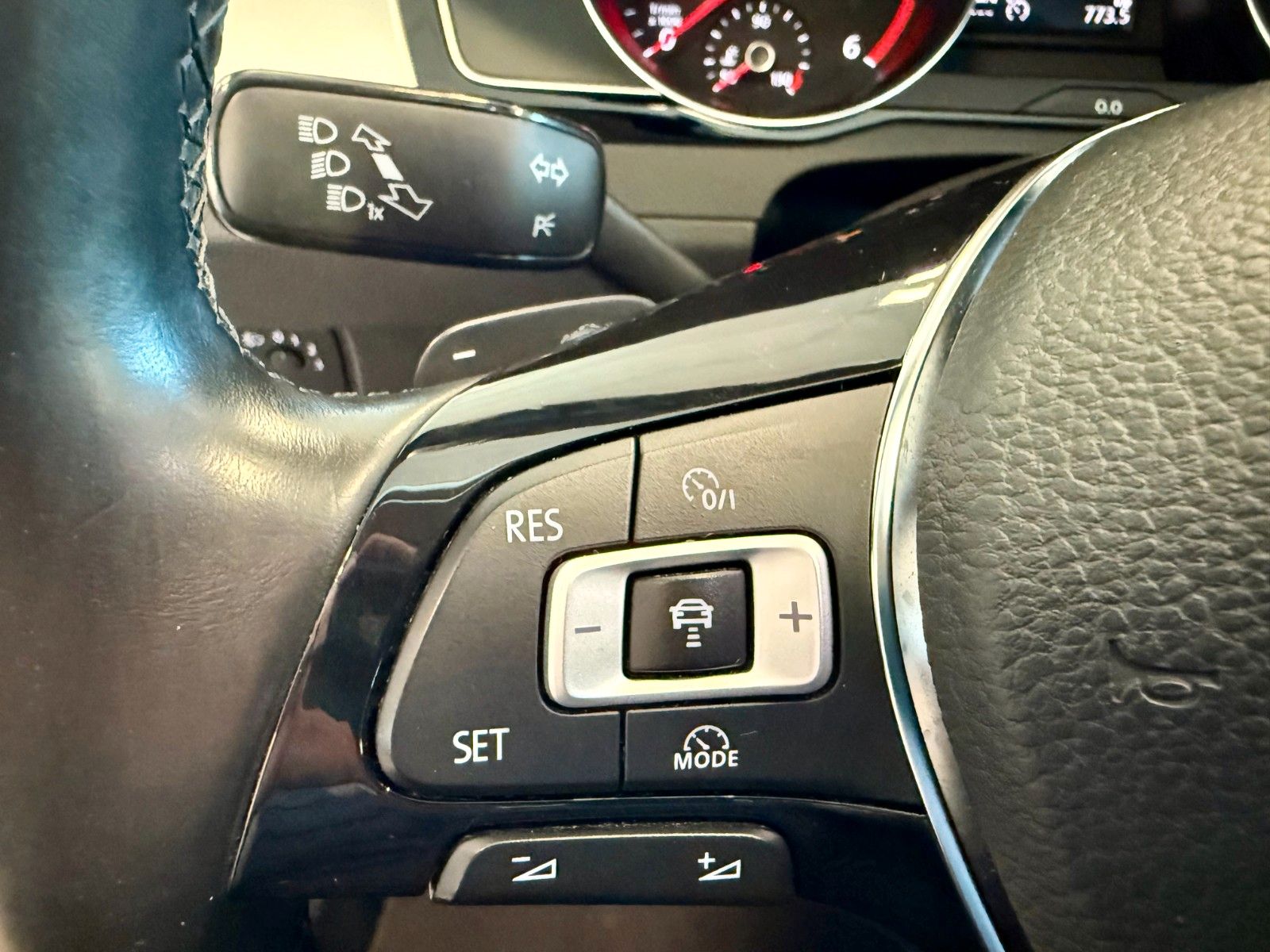 Fahrzeugabbildung Volkswagen Passat Variant 2.0TDI DSG Comfortline BlueMotion