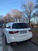 Mercedes-Benz GLS 400 d 4MATIC - - weiße Mercedes-Benz GLS 400