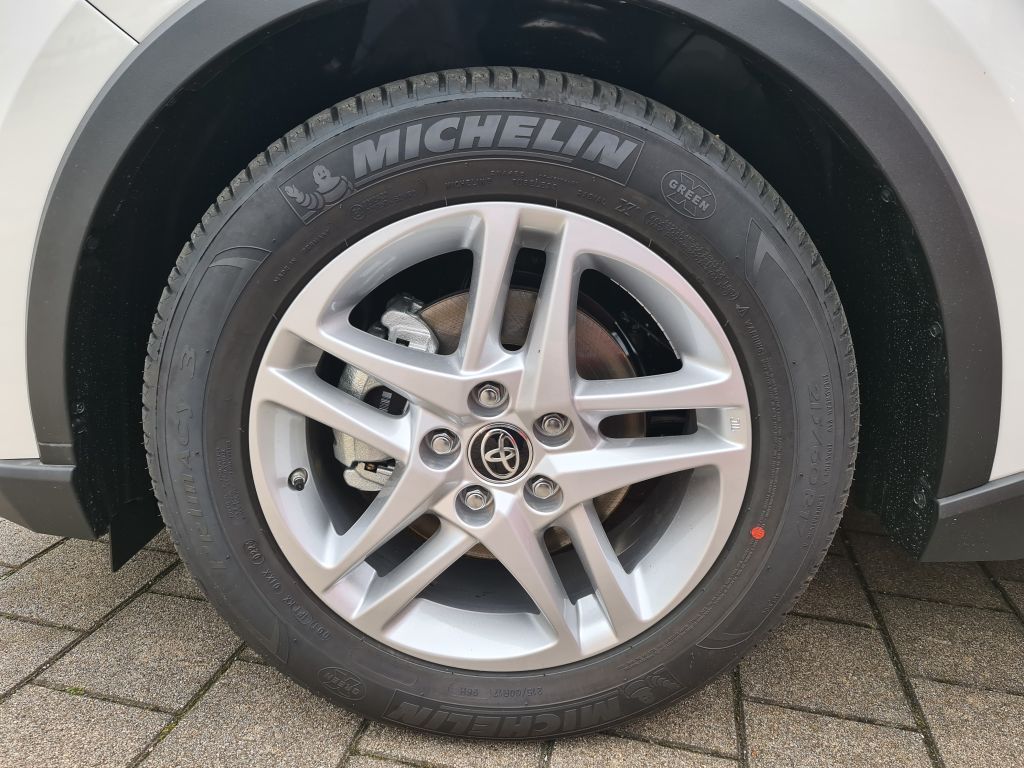 Toyota C-HR Hybrid 1.8l Flow foto 3