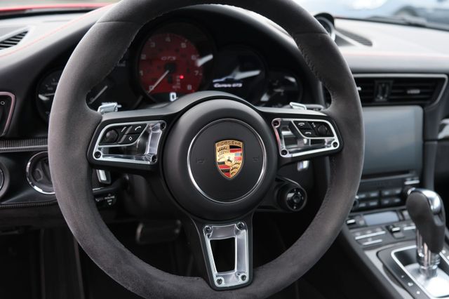 Fahrzeugabbildung Porsche 991 Carrera GTS Coupé/PDCC+Hinterachsl./ACC