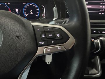 Volkswagen T6 Multivan 2.0 DSG Edition AHK StHz LED Navi