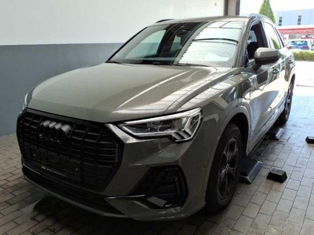 Image of Audi Q3