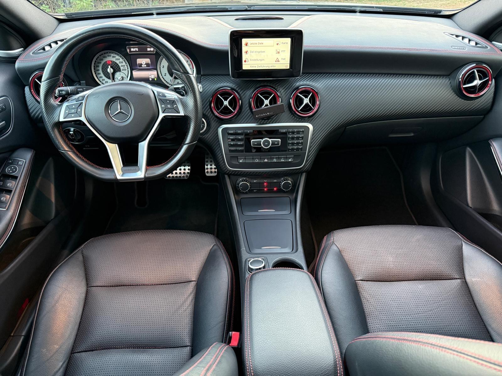 Mercedes-Benz A 250*4MATIC*Sport*AMG*Pano-Dach*Kamera*19 Zoll