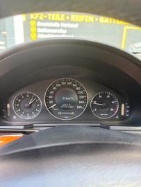 Mercedes E 220 - 10