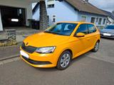 Skoda Fabia 1.0l MPI 44kW ACTIVE ACTIVE - Skoda Fabia: Orange