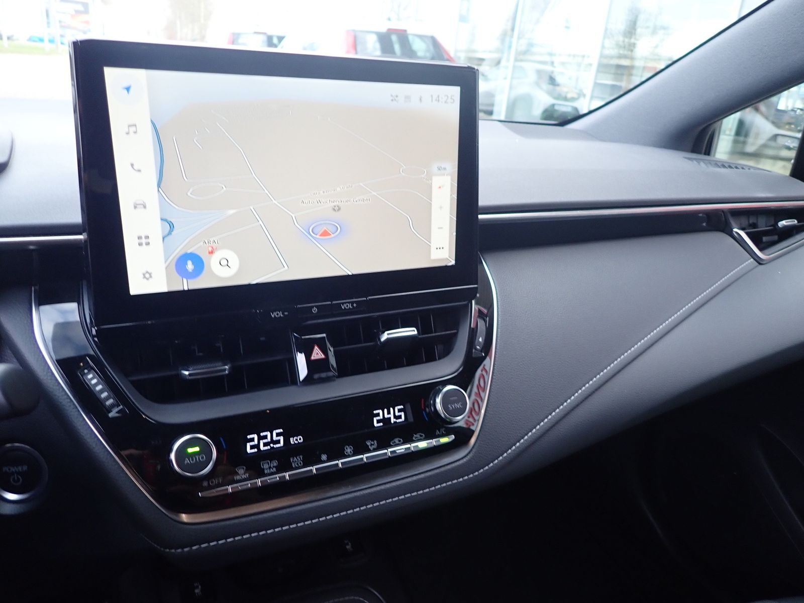 Fahrzeugabbildung Toyota Corolla Hybrid Team D