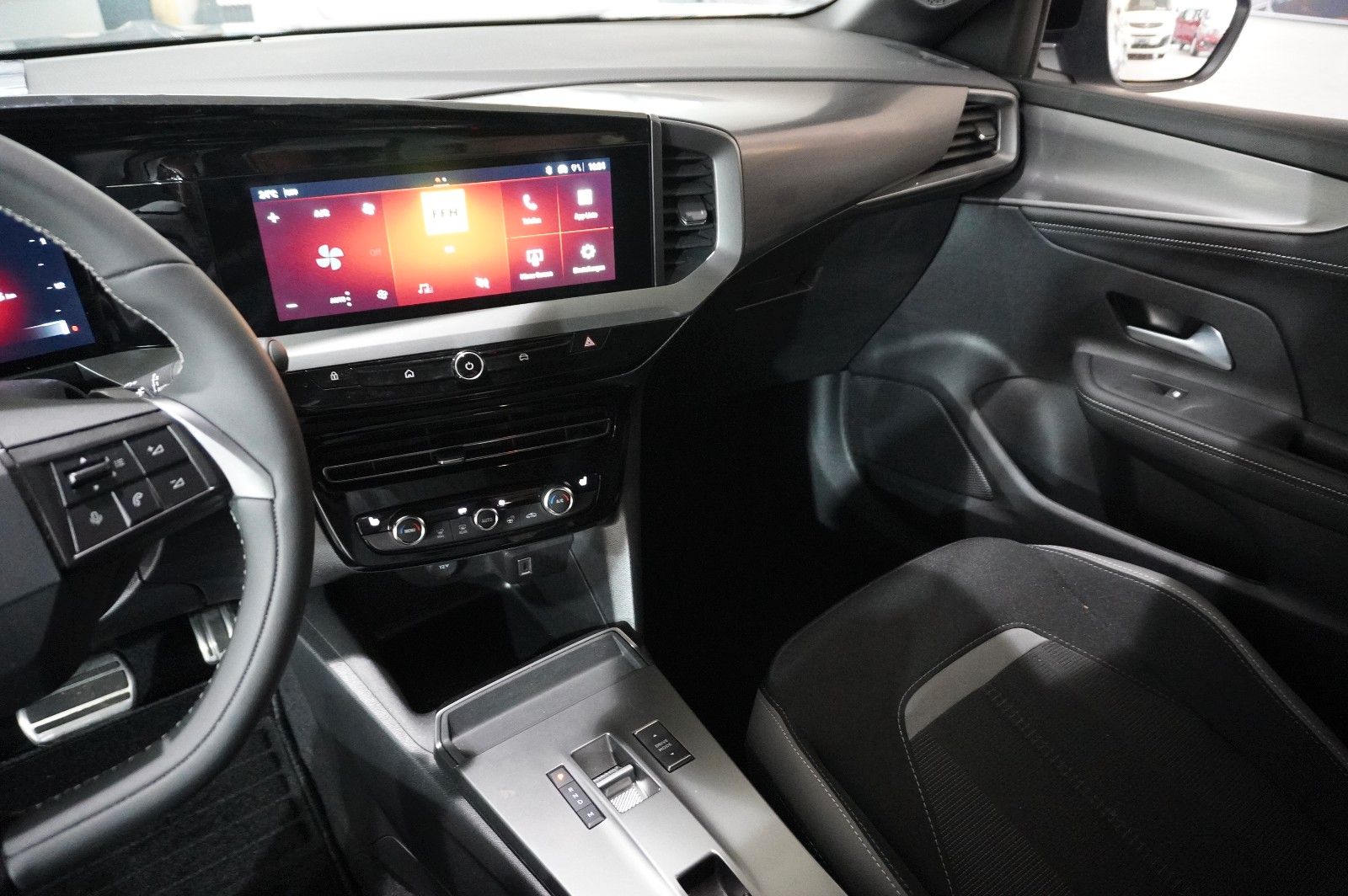 Fahrzeugabbildung Opel Mokka 1.2T GS SPORT NAVI/LED/KAMERA/SH/SPORT/DAB