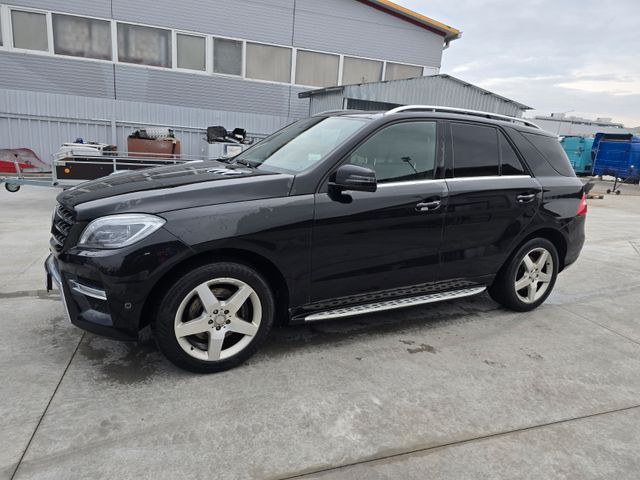 Mercedes-Benz ML 350 M -Klasse ML 350 CDI BlueTEC/AMG/Massage