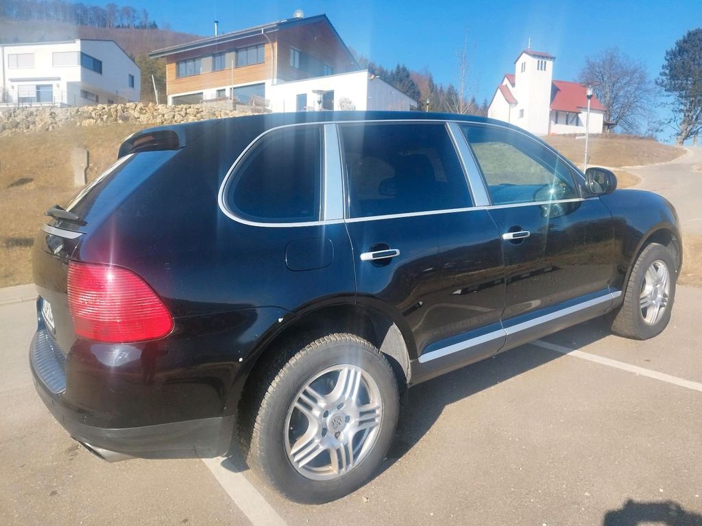 Image of Porsche Cayenne