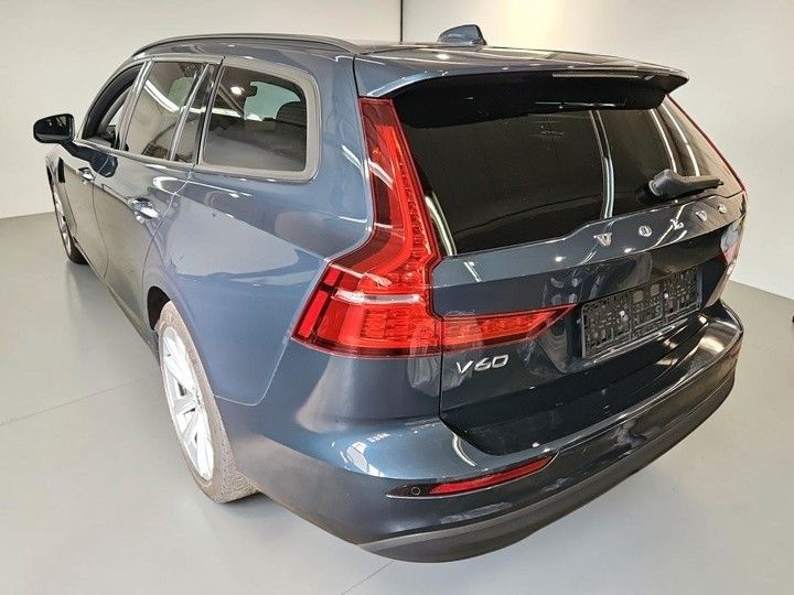 Volvo V60 Core Recharge Plug-In Hybrid AWD*AHK*MOD 26* imagem 3