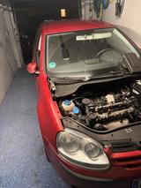 Volkswagen VW Golf 5 Motorschaden - Volkswagen: Motors