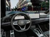 Volkswagen Golf VIII  Variant R-Line 1,5 eTSI DSG AHK ACC R - Volkswagen Golf Tageszulassungen