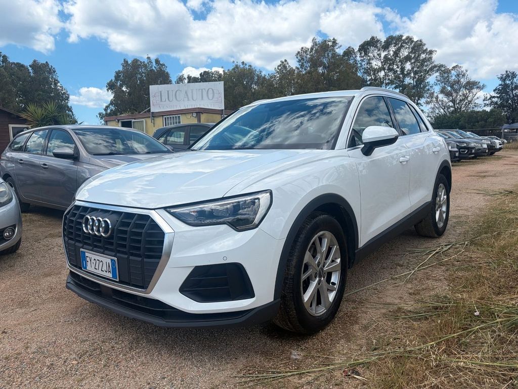 Image of Audi Q3