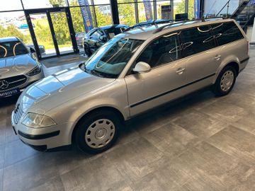 Volkswagen Passat*SZHZ*KLIMAAUTOMATIK*TÜV 092028*