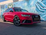 Audi RS6 RS 6 Avant 4.0 TFSI quattro performance - rote Audi RS6
