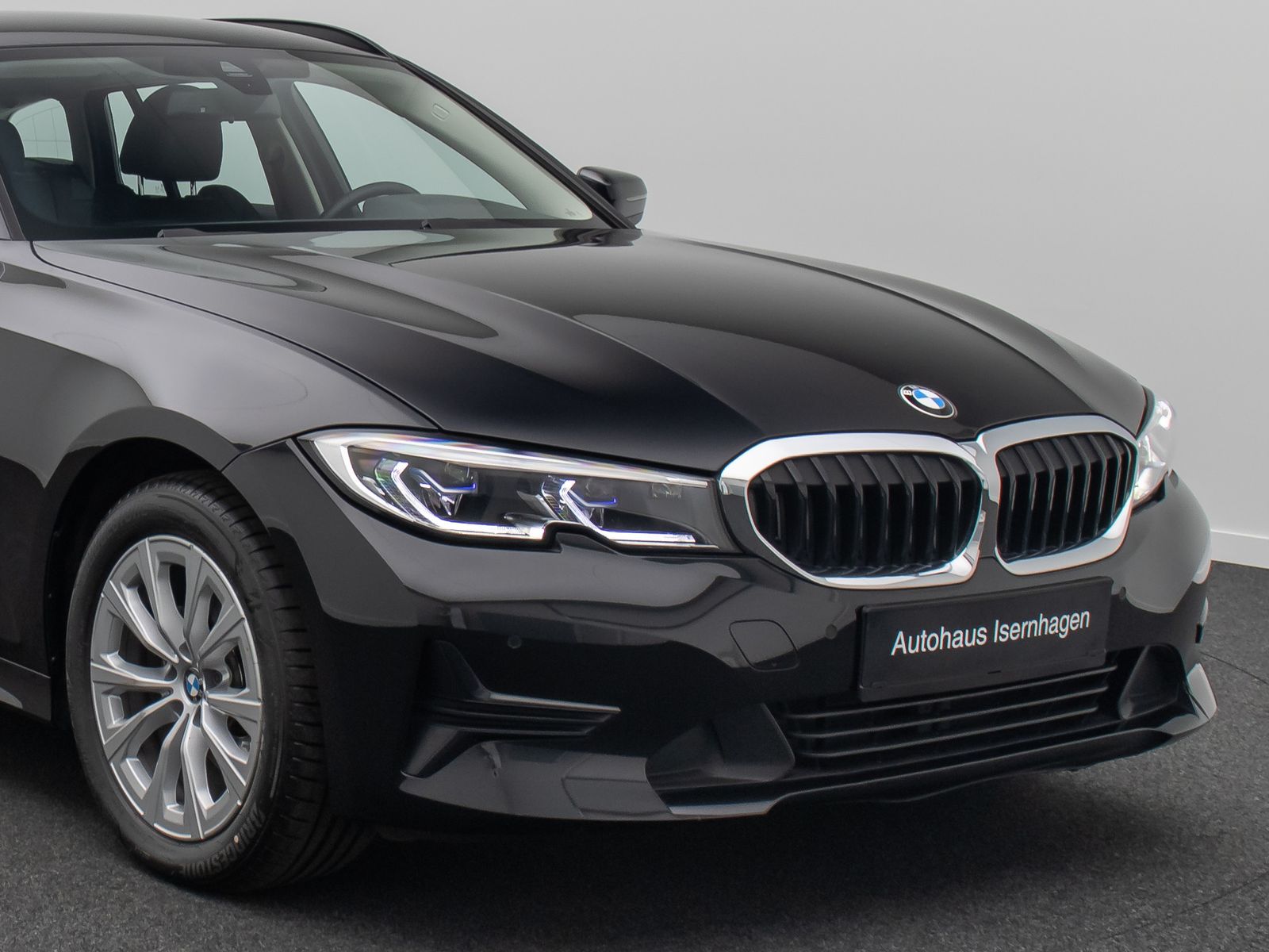 Fahrzeugabbildung BMW 320i DAB Laser Alarm Leder Komfort WLAN Sport