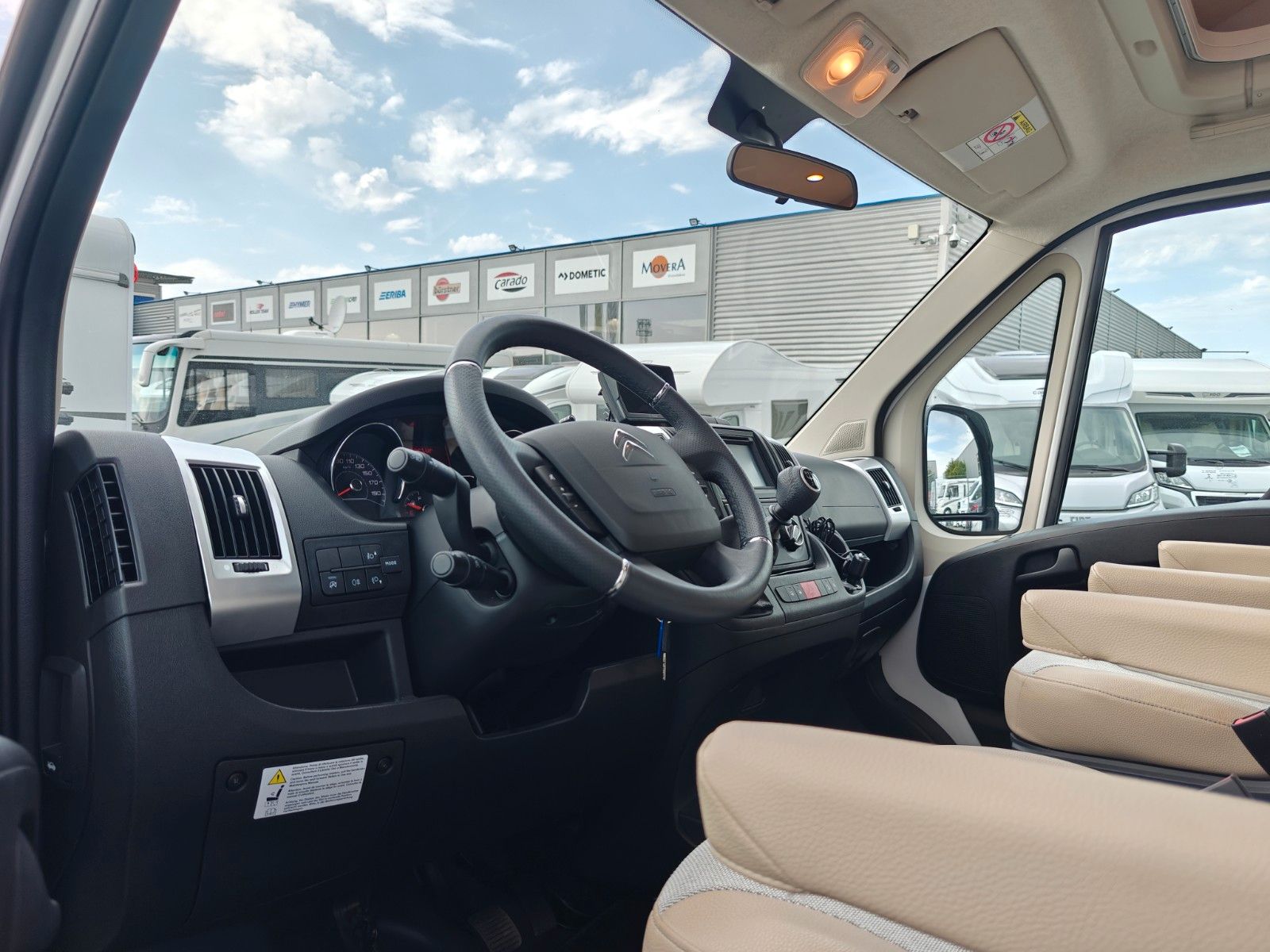 Fahrzeugabbildung Bürstner Nexxo Van T 620 G - SAT, TV, Navi, Einzelbetten