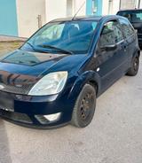 Ford Fiesta 1.4 Diesel TÜV NEU gut für Anf... - Ford Fiesta aus 2005 mit Diesel-Antrieb