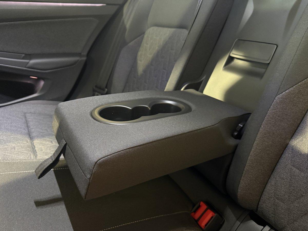 Volkswagen Golf VIII 1,0l TSI Move, миниатюра 26