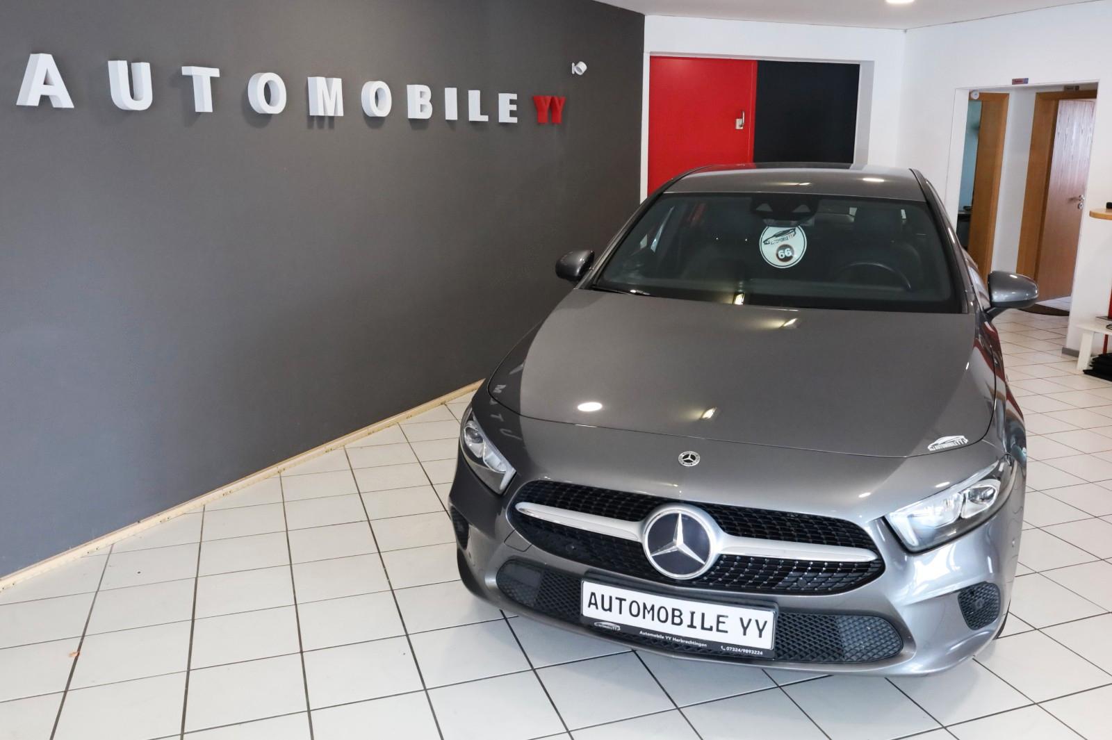 Mercedes-Benz A 250e Sportpaket,LED,Navi,MBUX,Temp,PDC,SHA,F1