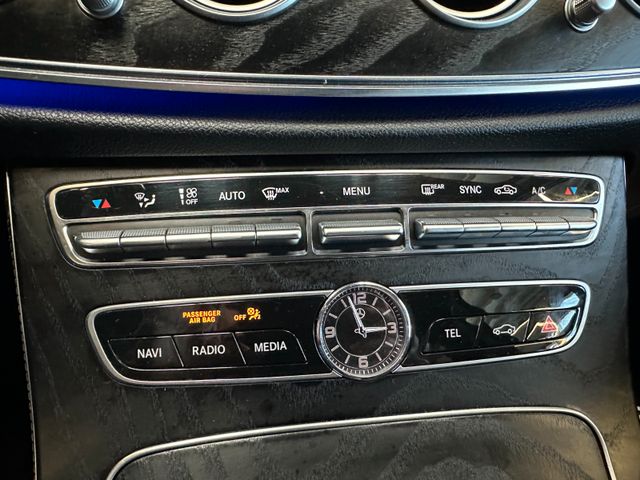 MYAUTOCENTER – Gebraucht- und Jahreswagen mit Werkstattservice in Pfaffenhofen Mercedes-Benz E 220 E Limousine *AVANTGARDE*KAM*HUD*AHK*PDC*