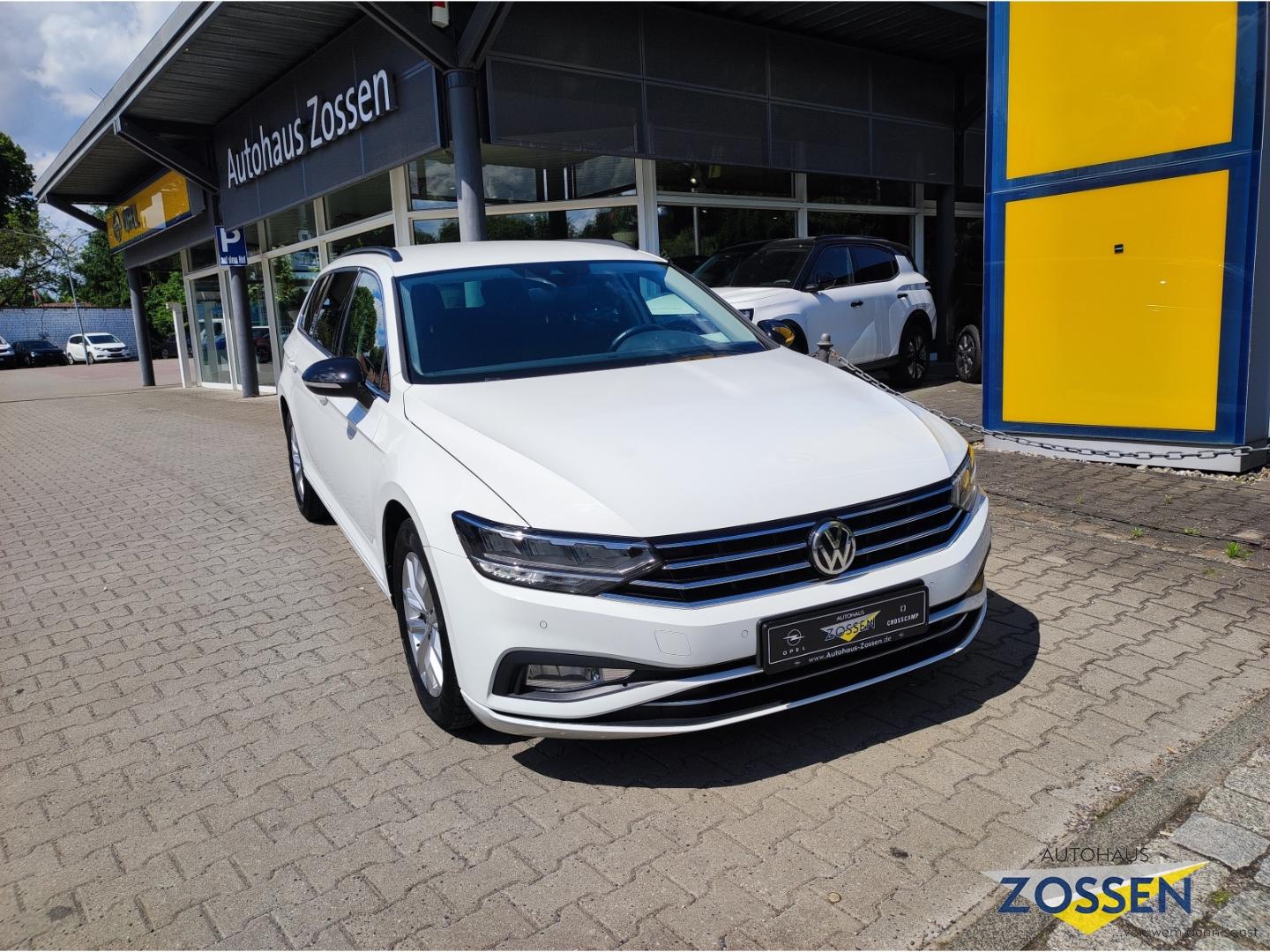 Volkswagen Passat Variant Business AHK-klappbar Navi LED Ku