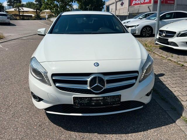 Mercedes-Benz A 180 A *XENON*NAVI*LEDER*LED*EURO 6*2-HAND*