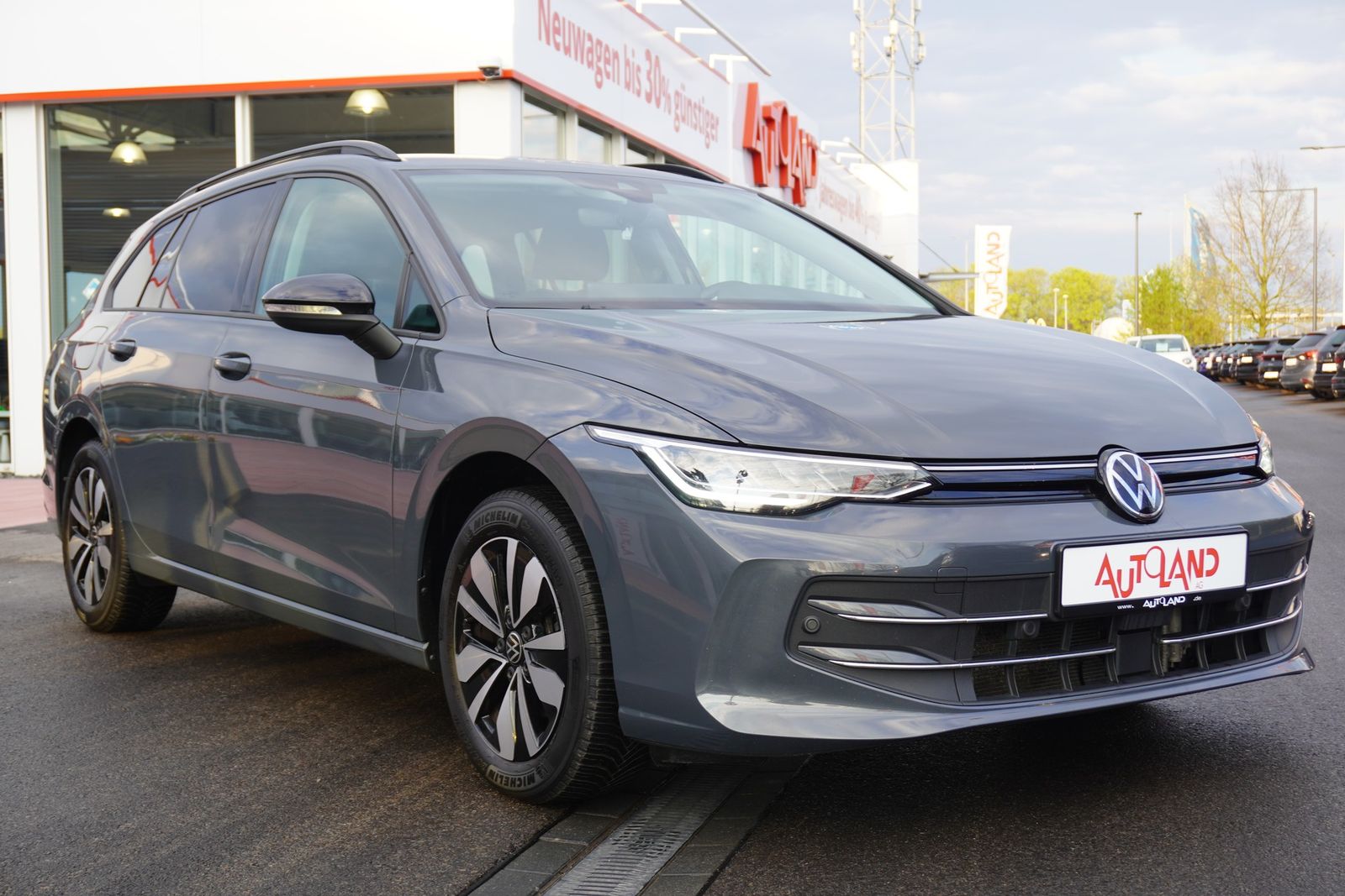 Volkswagen Golf VIII Variant 1.5 eTSI Goal DSG LED Navi ACC imagem 3