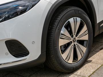 صورة 3 لـ 2025 Mercedes-BENZ EQA