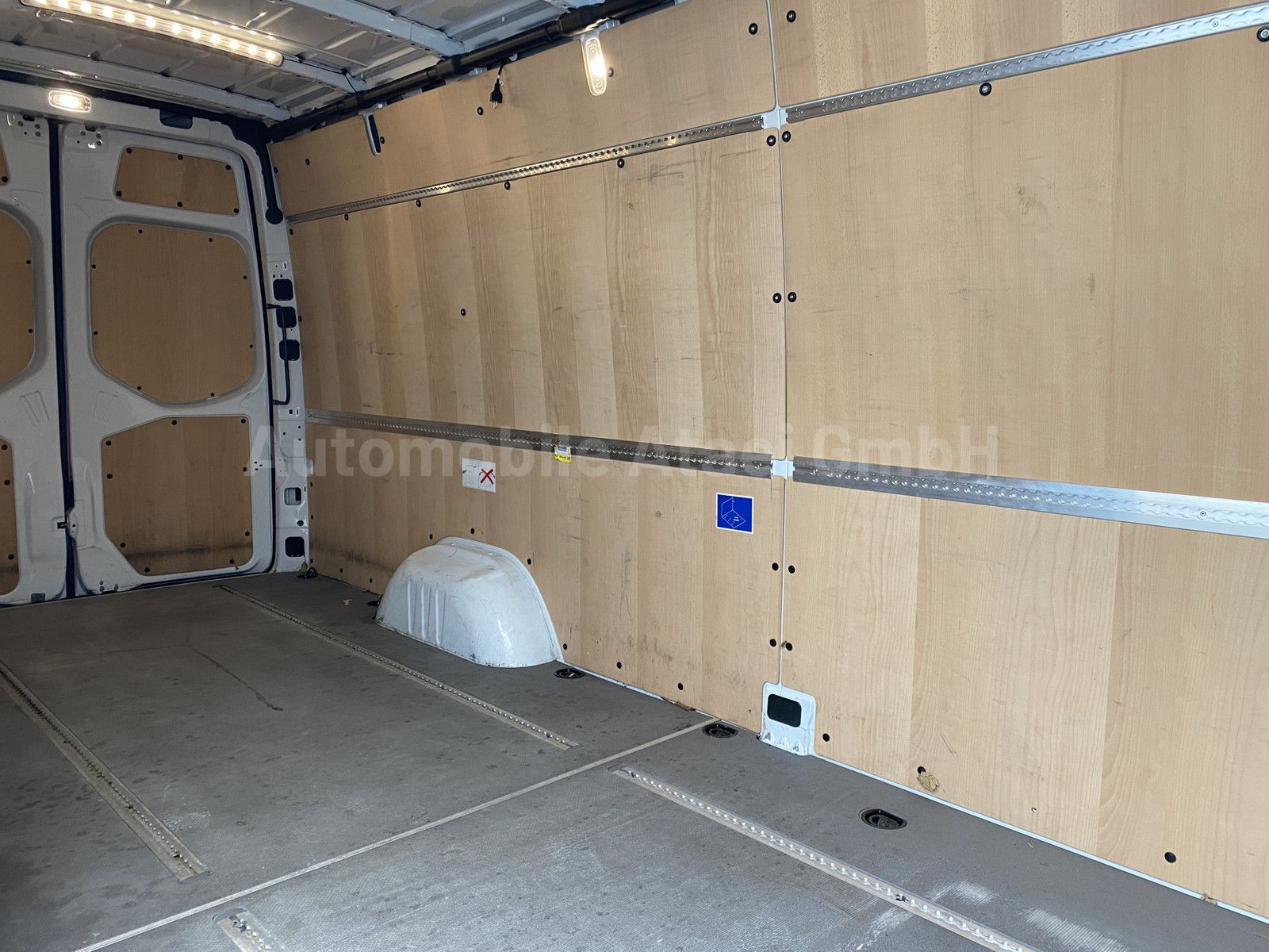 Fahrzeugabbildung Mercedes-Benz Sprinter 315 MAXI 360° KAMERA+ NAVI 5750