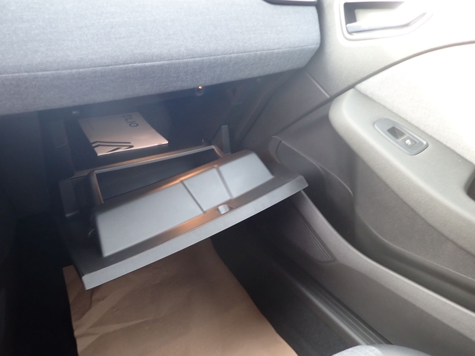 Fahrzeugabbildung Renault Clio KISS TCe 90