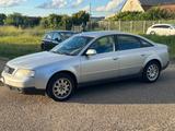 Audi A6 1.8 T tiptronic - - Audi A6 aus 2000: Limousine