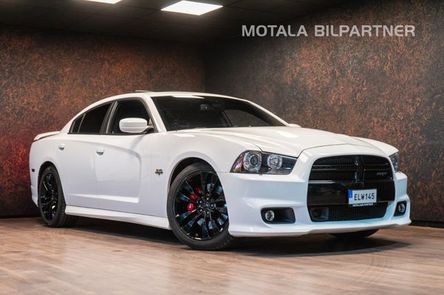 Dodge Charger SRT-8 6.4 V8 HEMI 476hk