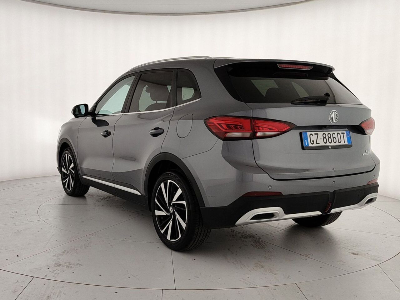 MG ZS