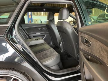 Seat Leon ST Cupra 300 *ALCANTARA*KAMERA*PANORAMADACH