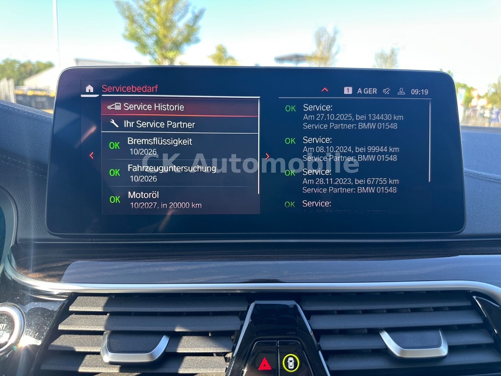 Fahrzeugabbildung BMW 530e xDrive Touring Luxury Line/Pano/LED/Kam/AHK