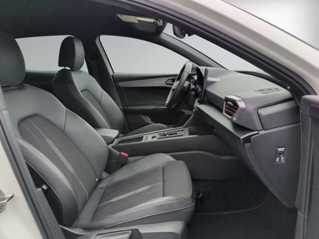 Leon 1.5 eTSI DSG LED+NAVI.+RFK+ACC+KEYLESS+DAB+