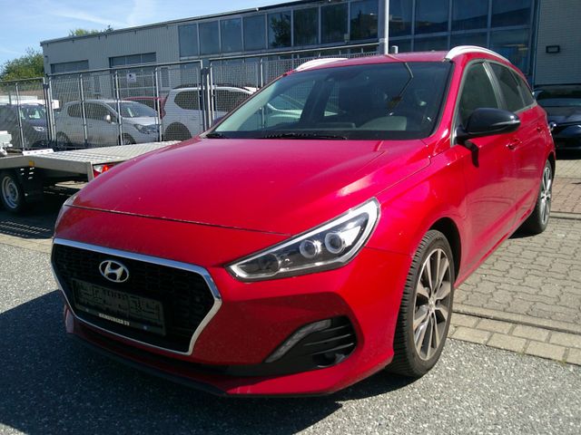 Hyundai i30 cw YES! Plus