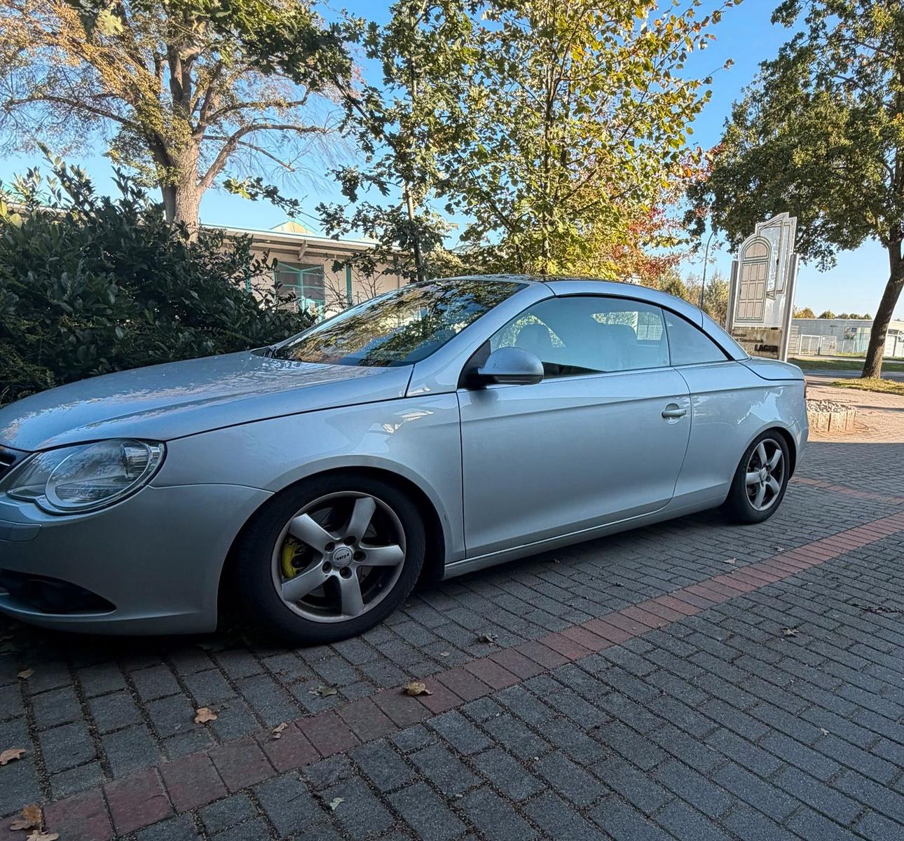 Volkswagen Eos
