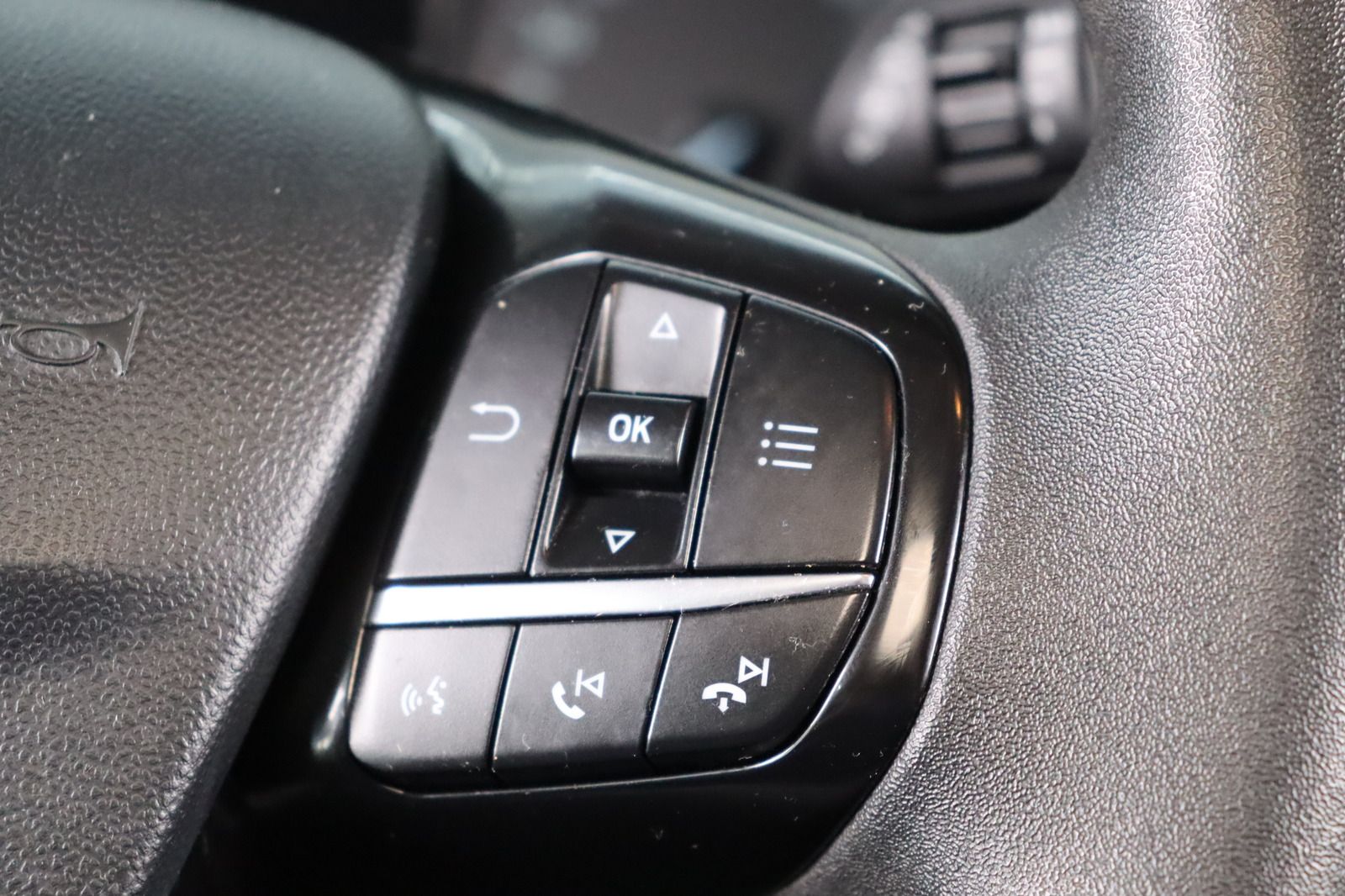 Fahrzeugabbildung Ford Fiesta 1.1 * Klima * Tempomat