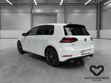 Volkswagen Golf - 9