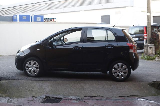 Toyota Yaris 1.0 3 porte