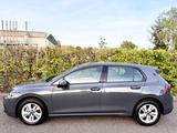 Volkswagen Golf VIII Lim. Life Edition Navi - Volkswagen Golf: V Edition